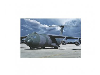 Lockheed C-141B Starlifter 1/144