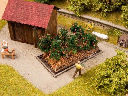 Tomato plants 6 pcs (area 3x6cm) HO 1/72