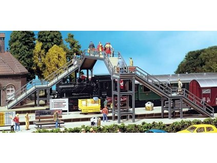 Fußgängerbrücke HO