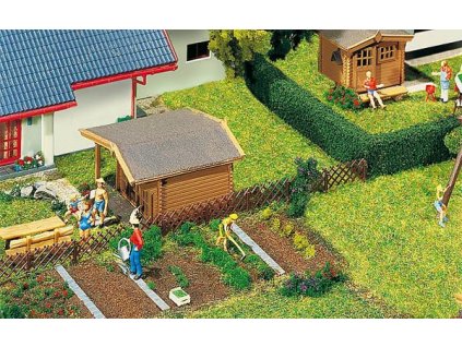 Fences 2 types, brown, white HO