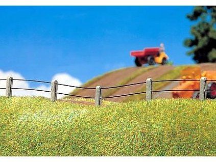 Road fence with posts HO