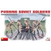Pushing Soviet Soldiers 1/35 MiniArt