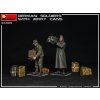 German Soldiers with Jerry Cans 1/35