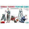 German Tankmen Painting Camo 1/35