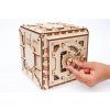 Ugears Tresor-Holzbausatz