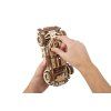 Ugears Drift Cobra Rennwagen-Holzbausatz