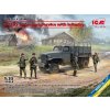 G7107 in German Service with infantry 1/35