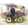 german soldier bicyclist 1939 1942 1 35 MBLTD 35171 01