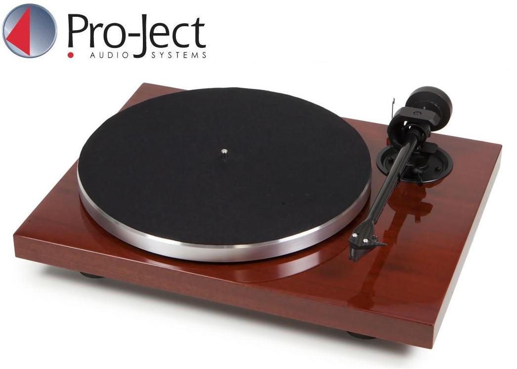 Pro-Ject 1Xpression Carbon Classic (2M-Silver) Barevné provedení: mahagon