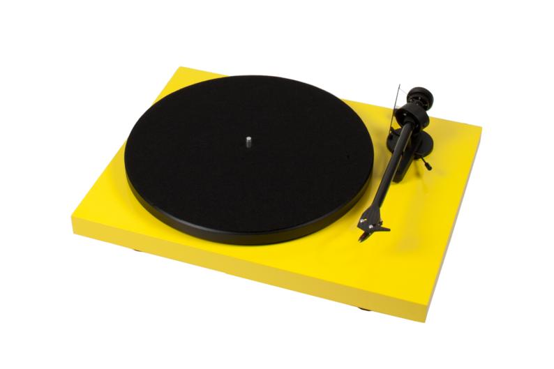 Pro-Ject Debut Carbon Phono USB DC + OM10 Barevné provedení: žluté