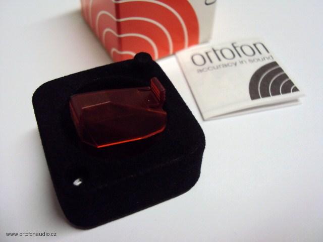 Ortofon Stylus 2M RED + TESLA Carbon Stylus Brush
