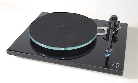 Rega Planar 3 Barevné provedení: piano black - černá