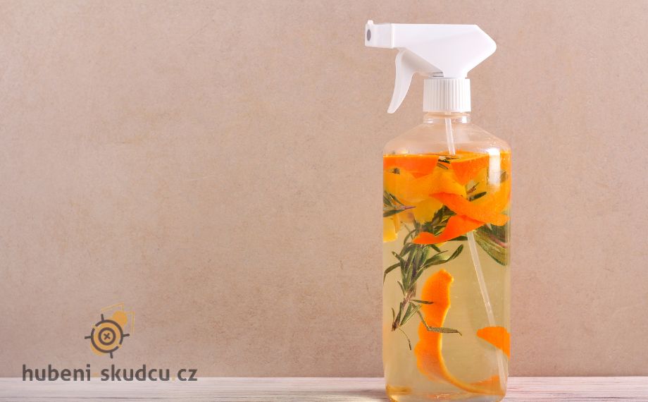 Přírodní postřiky: Jak fungují a proč jim dát šanci?