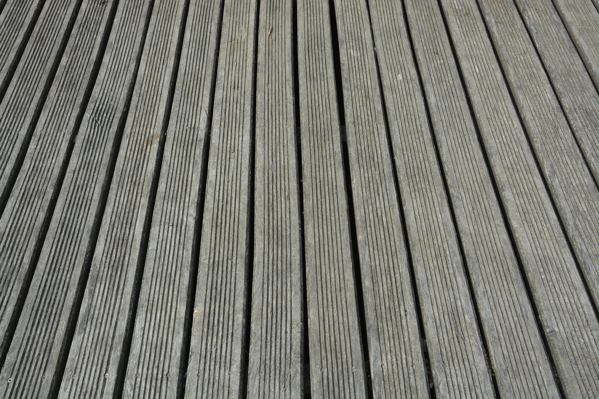 planks-of-wood-2695397_1920