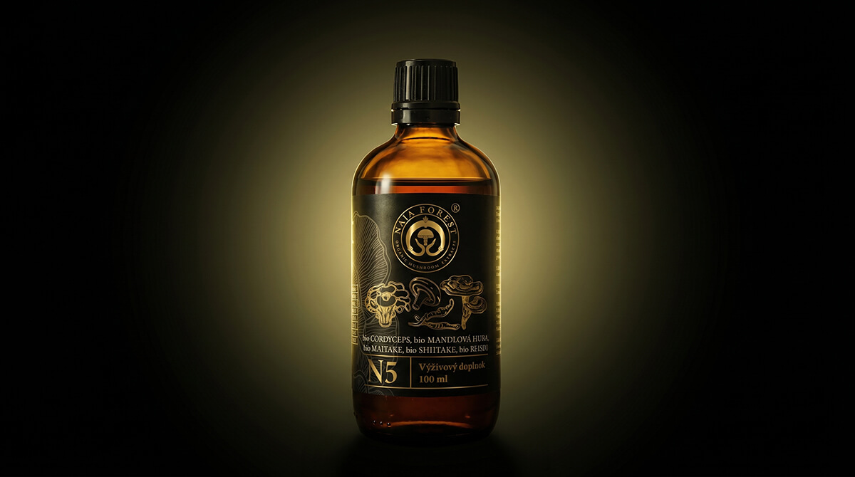 Naja Forest N5 — tekutý bio hubový extrakt z Mandľovej huby, Cordycepsu, Reishi, Shiitake a Maitake, 100 ml