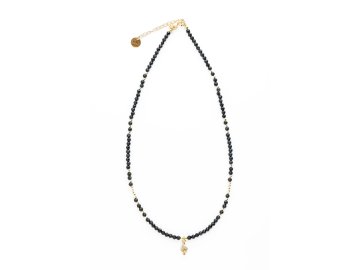 Náhrdelník z přírodních minerálů s houslovým klíčem (3)