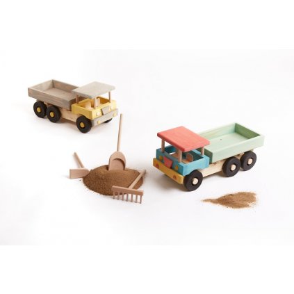 Dřevěné auto na písek