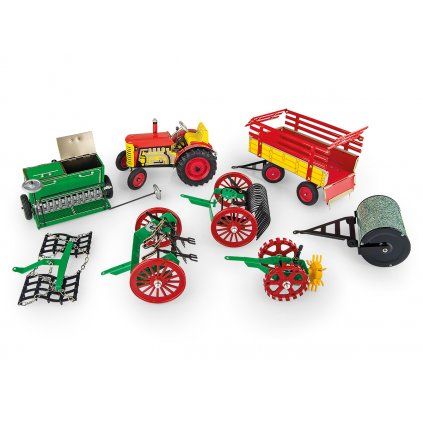 Agroset - traktor s příslušenstvím