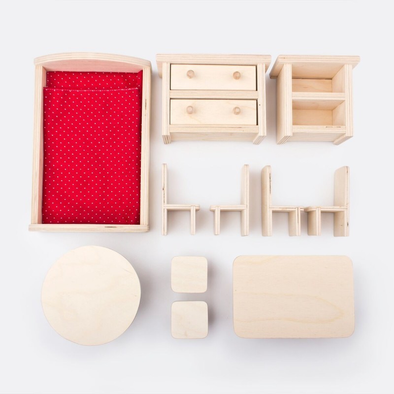 Dřevěný nábytek pro panenky