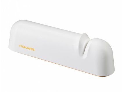 160326 ostric nozu roll sharp fiskars functional form 1014214