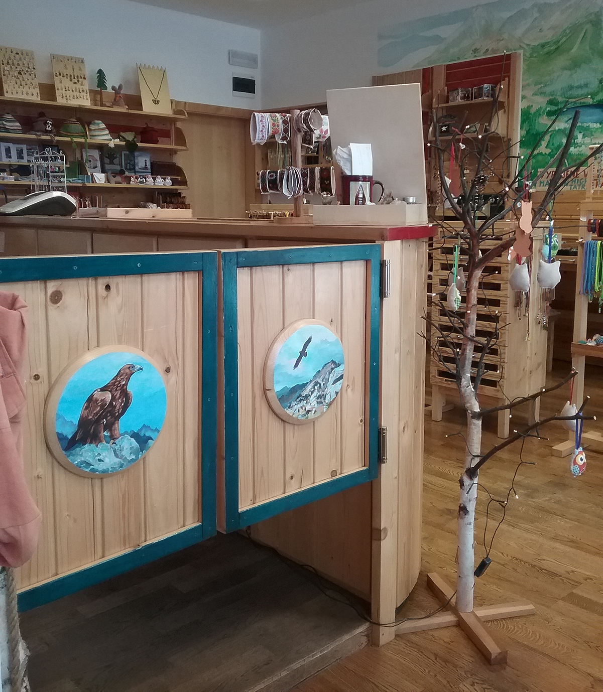 Kamenný obchod Húpací oslík Štrbské pleso 2018