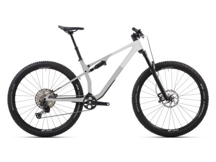 Superior XF 9.6 DC Gloss Grey – celoodpružené downcountry kolo