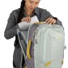 Osprey Transporter Travel Pack – polstrovaná kapsa na notebook a vnitřní organizace