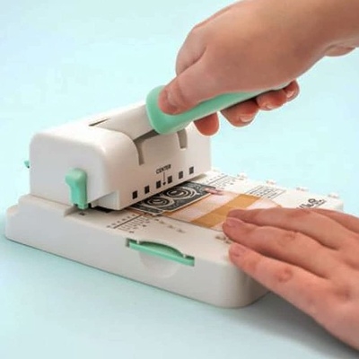 WE R - MINI CINCH - návod, ruční strojek na kroužkovou kovovou vazbu