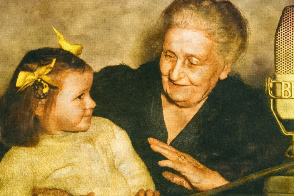 Maria Montessori: Žena, která změnila přístup k výchově dětí