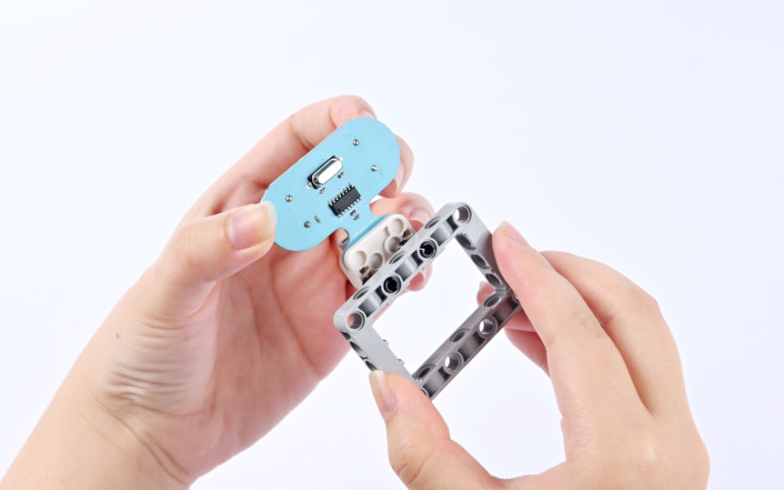 Arduino NEZHA-A Inventor's Kit pro mladé vynálezce ukázka 5