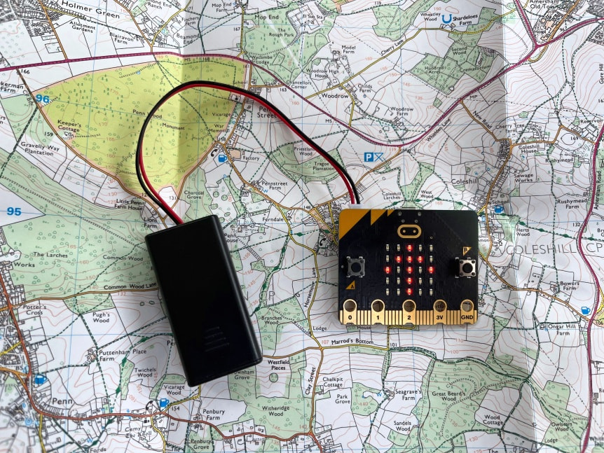 BBC micro:bit V2.21 - mikropočítač pro výuku programování projekt kompas
