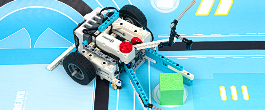 micro:bit Nezha Pro Sports Kit - sportovně laděný STEAM kit (bez micro:bit) soutěže