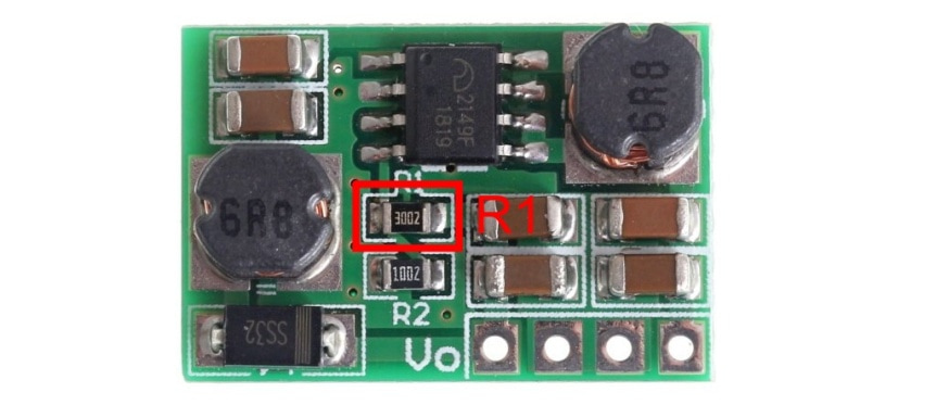 Buck-Boost DC/DC měnič 1-6V na 5V nastavení napětí