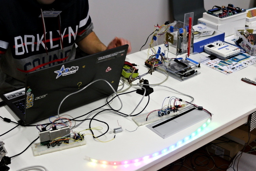 Bastlení a Arduino projekty na LinuxDays 2017