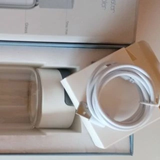 Malá reklama, snad se nebudete zlobit www.kouzlo-vodiku.cz @kouzlo_vodiku.cz