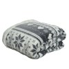 Vianočná deka, šedá s motívom vločiek v ozdobnom vrecúšku