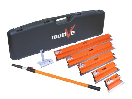 Profi-Spachtelset im Koffer mit mehreren Edelstahlblättern und Stange Profi spatula set in case with multiple stainless steel blades and pole – professional flat scraper set in case