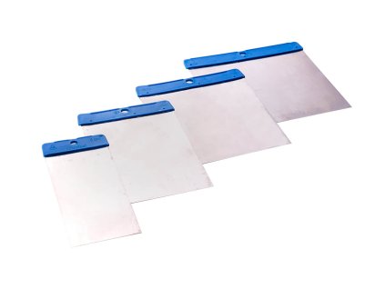 Set-Variante – vier rotfreie Spachtel in verschiedenen Breiten im Beutel Set variant – four stainless spatulas in various widths in a pouch