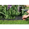 Rasenkante im Einsatz zwischen Rasen und Beet – edging between lawn and bed