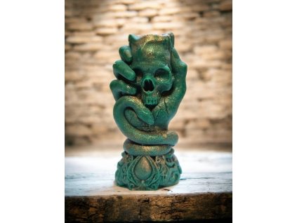 Dekorativní svíčka – Ruka, lebka a had (smaragdová edice)