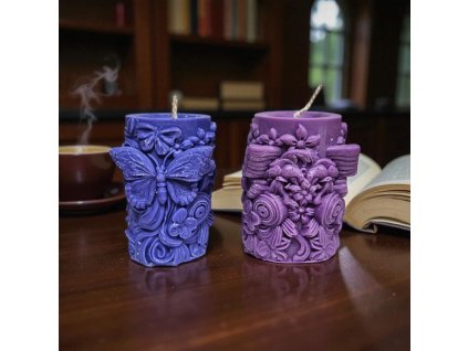 Ručně odlévaná sojová svíčka – Motýl (modrá)