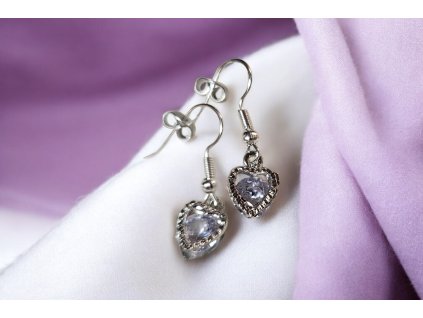 Náušnice se srdíčkovým přívěskem