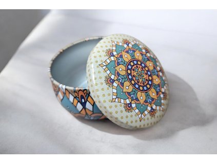 Dekorativní kovová krabička s víčkem