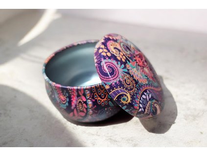 Dekorativní kovová krabička s víčkem