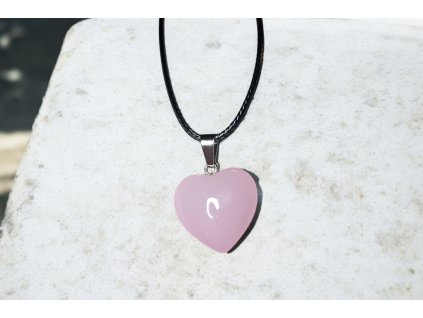 Náhrdelník se srdíčkem – jemný růžový design