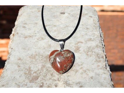 Náhrdelník se srdcem – červený jaspis