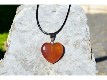 Náhrdelník se srdíčkem – karneol