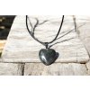 Náhrdelník se srdíčkem z přírodního kamene