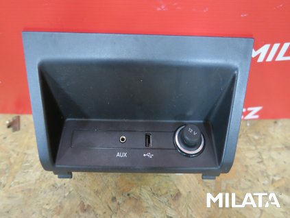 Panel usb, aux a zapalovač Škoda Fabia 3