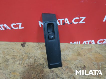 Spínač okna pravý zadní Škoda Fabia 3